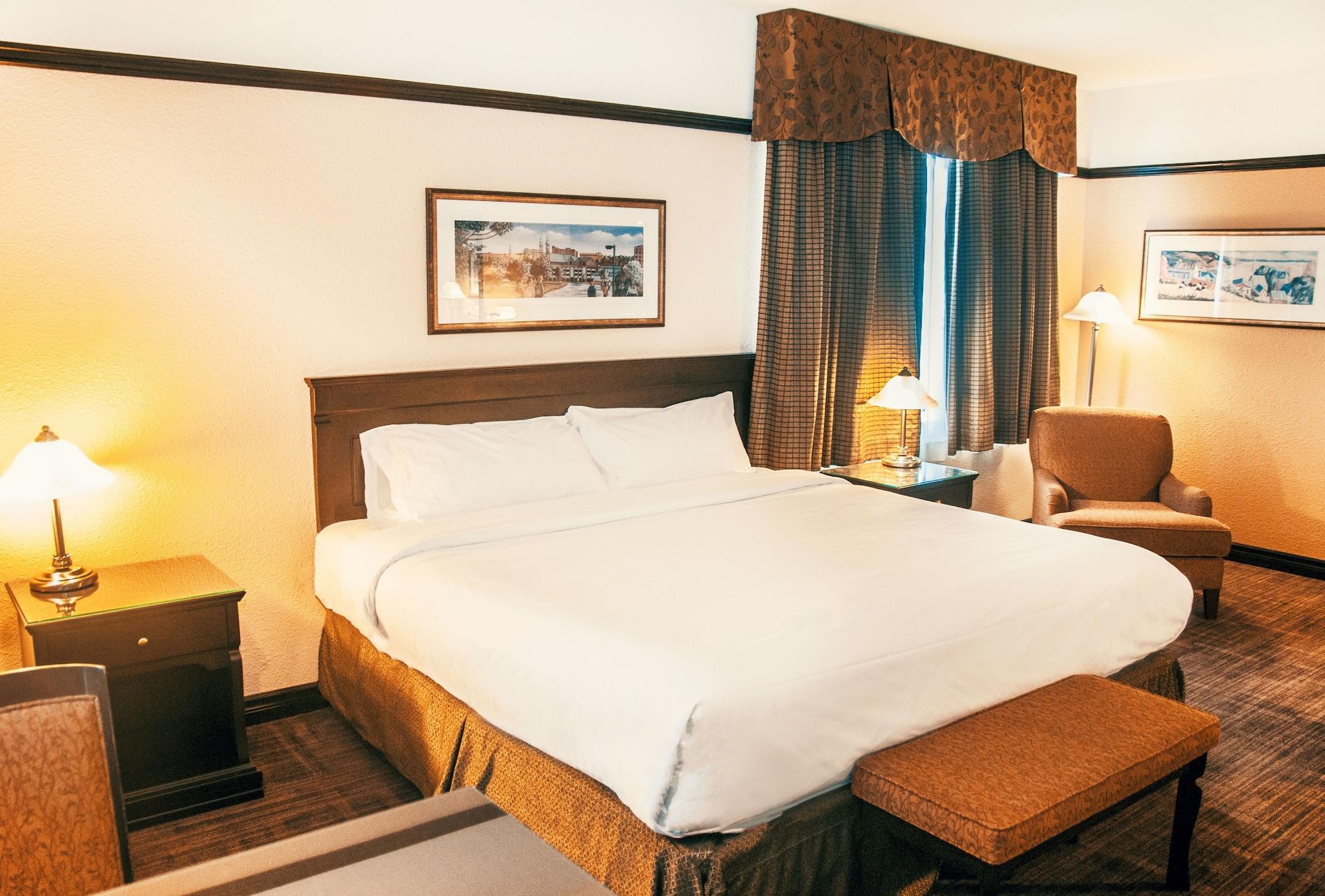 Hotel Le Montagnais Chicoutimi 외부 사진