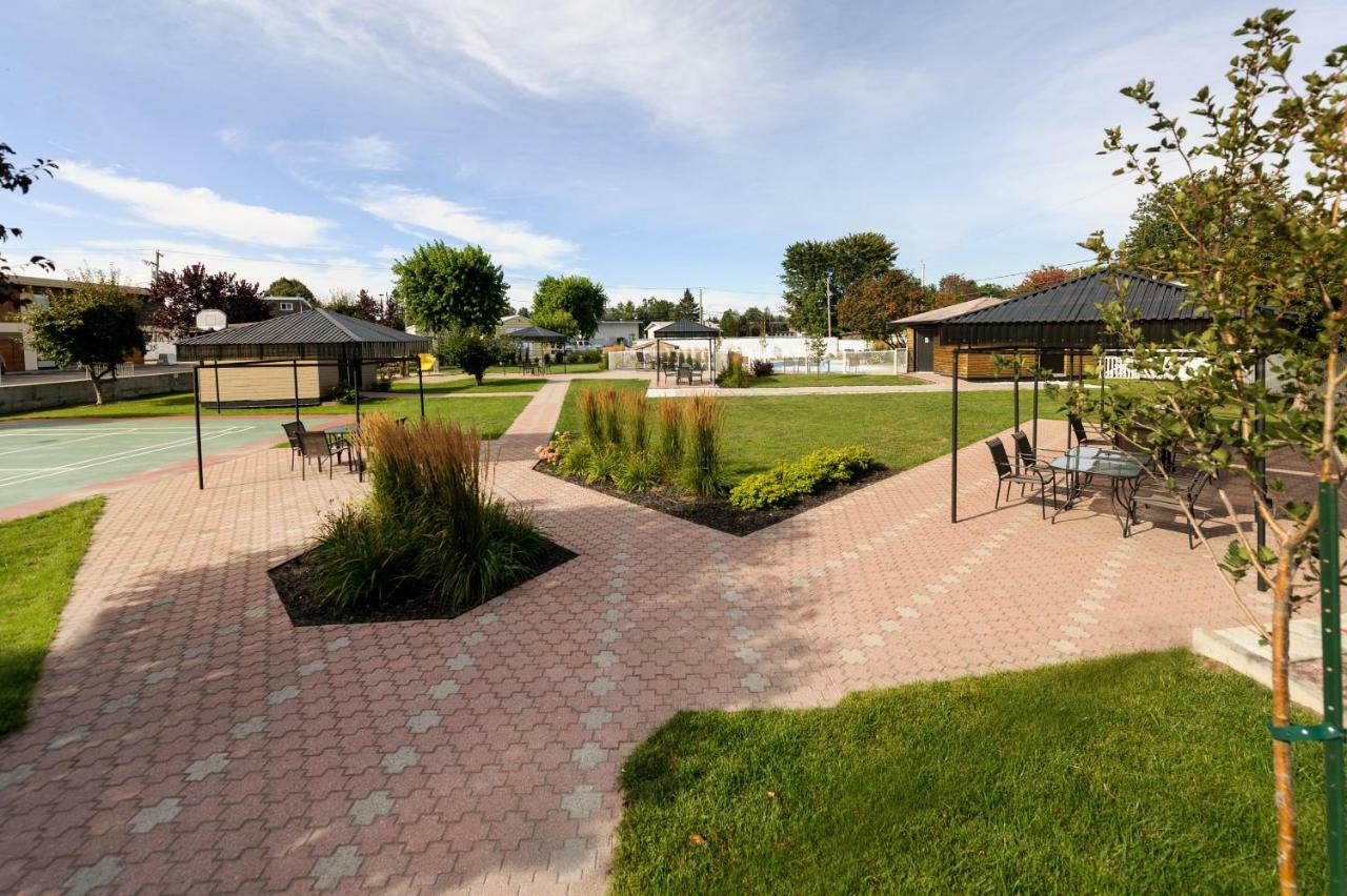 Hotel Le Montagnais Chicoutimi 외부 사진
