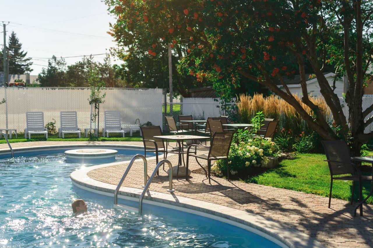 Hotel Le Montagnais Chicoutimi 외부 사진